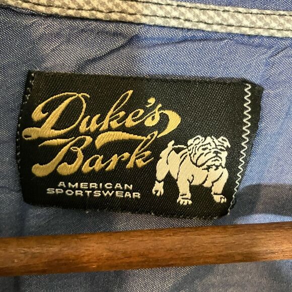 Dukes Bark flannel shirt, pearl type snaps, excellent condition, size medium - Picture 4 of 5